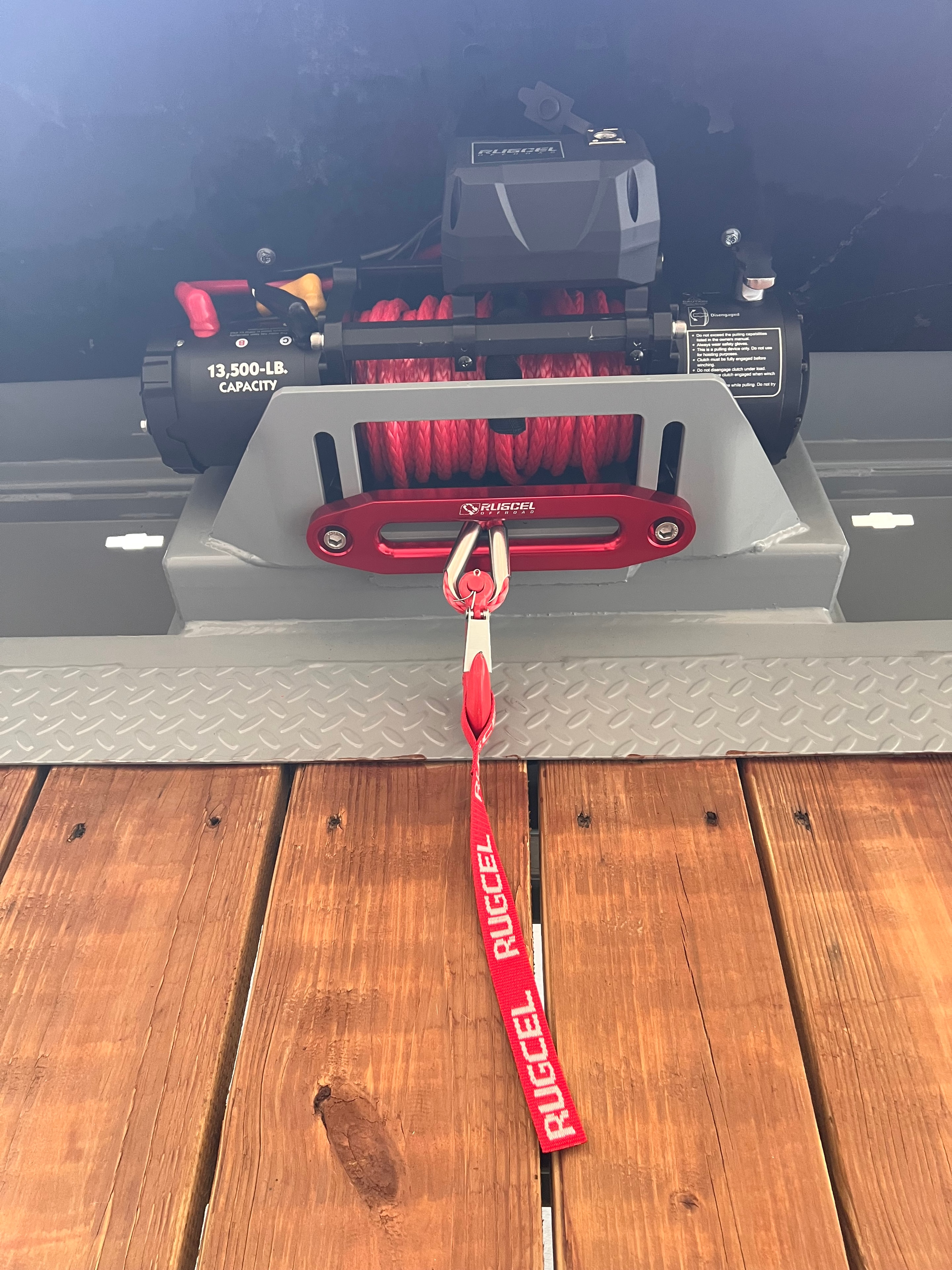 RawMaxx SLX 18' — 13,500-lb Rugcel winch with red rope